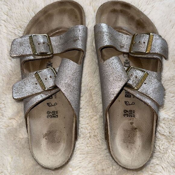 Birkenstock Silver Metallic Big Buckle Sandals! - Picture 4 of 11